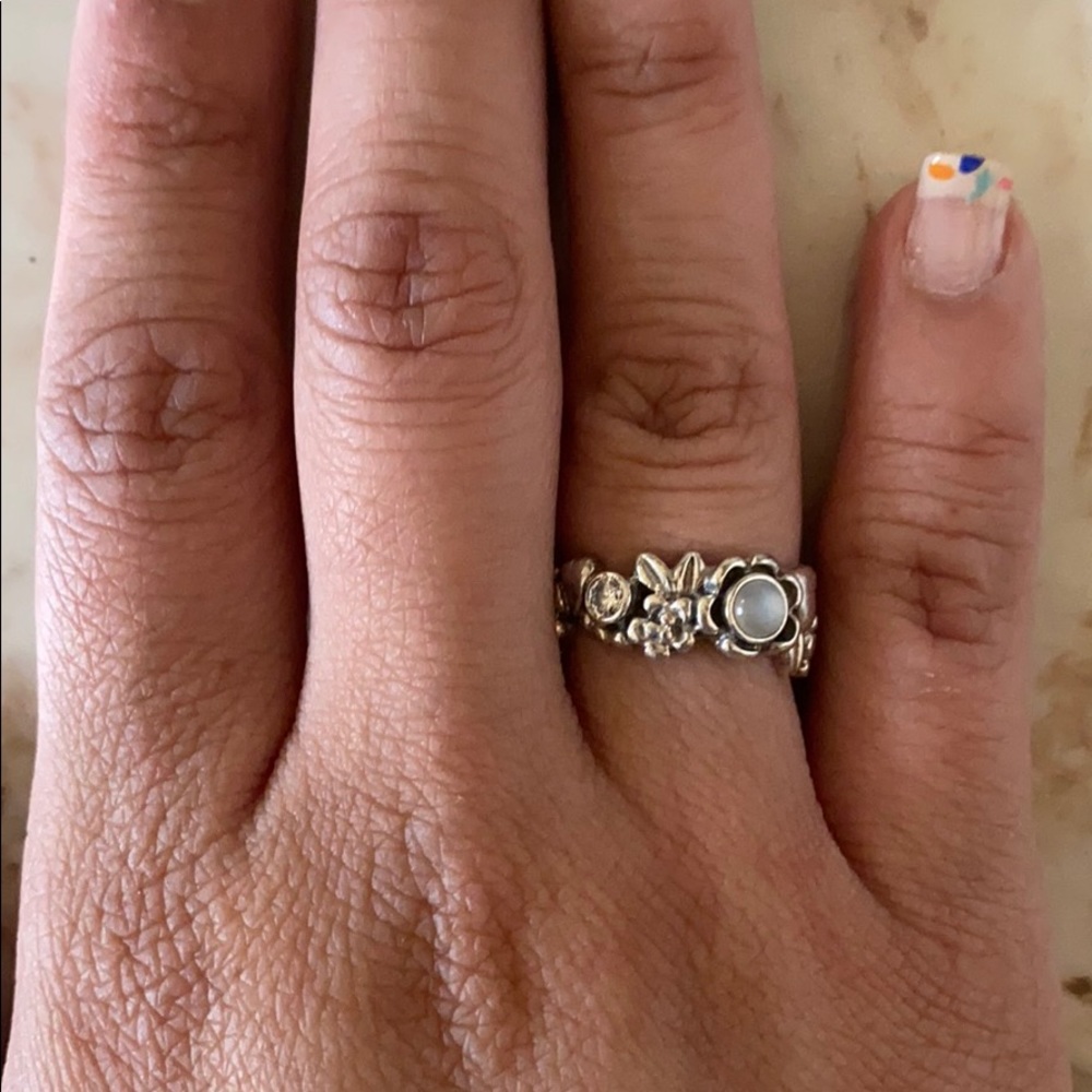 Pandora Ring